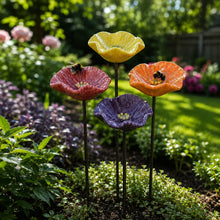 Lade das Bild in den Galerie-Viewer, Handgefertigte Hummelblumen – Wetterfeste Keramik-Tränken, 4er-Set