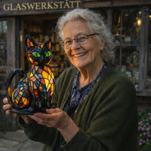 Carica l'immagine nel visualizzatore di Gallery, Leuchtkatze – La lampada artigianale che fa brillare i cuori

