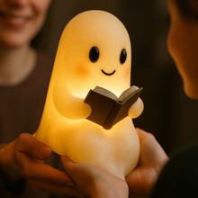 Carica l'immagine nel visualizzatore di Gallery, NachtGeist - Un piccolo fantasma che dona calore e luce

