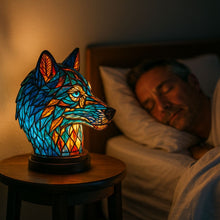 Carica l'immagine nel visualizzatore di Gallery, LeuchtWolf - lampada artigianale che illumina i cuori

